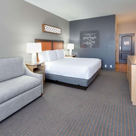 La Quinta By Wyndham Dallas Love Field Екстер'єр фото