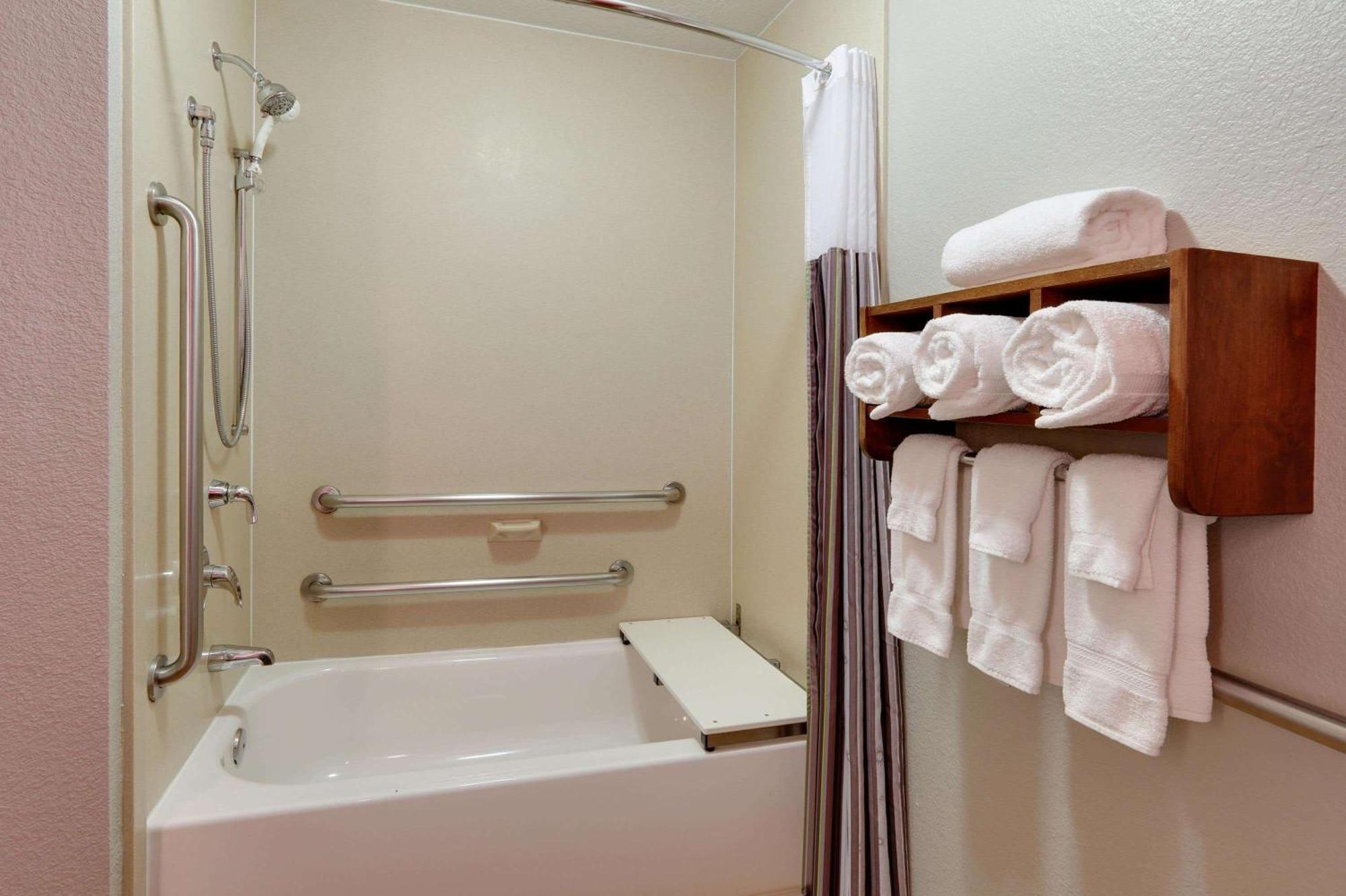 La Quinta By Wyndham Dallas Love Field Екстер'єр фото